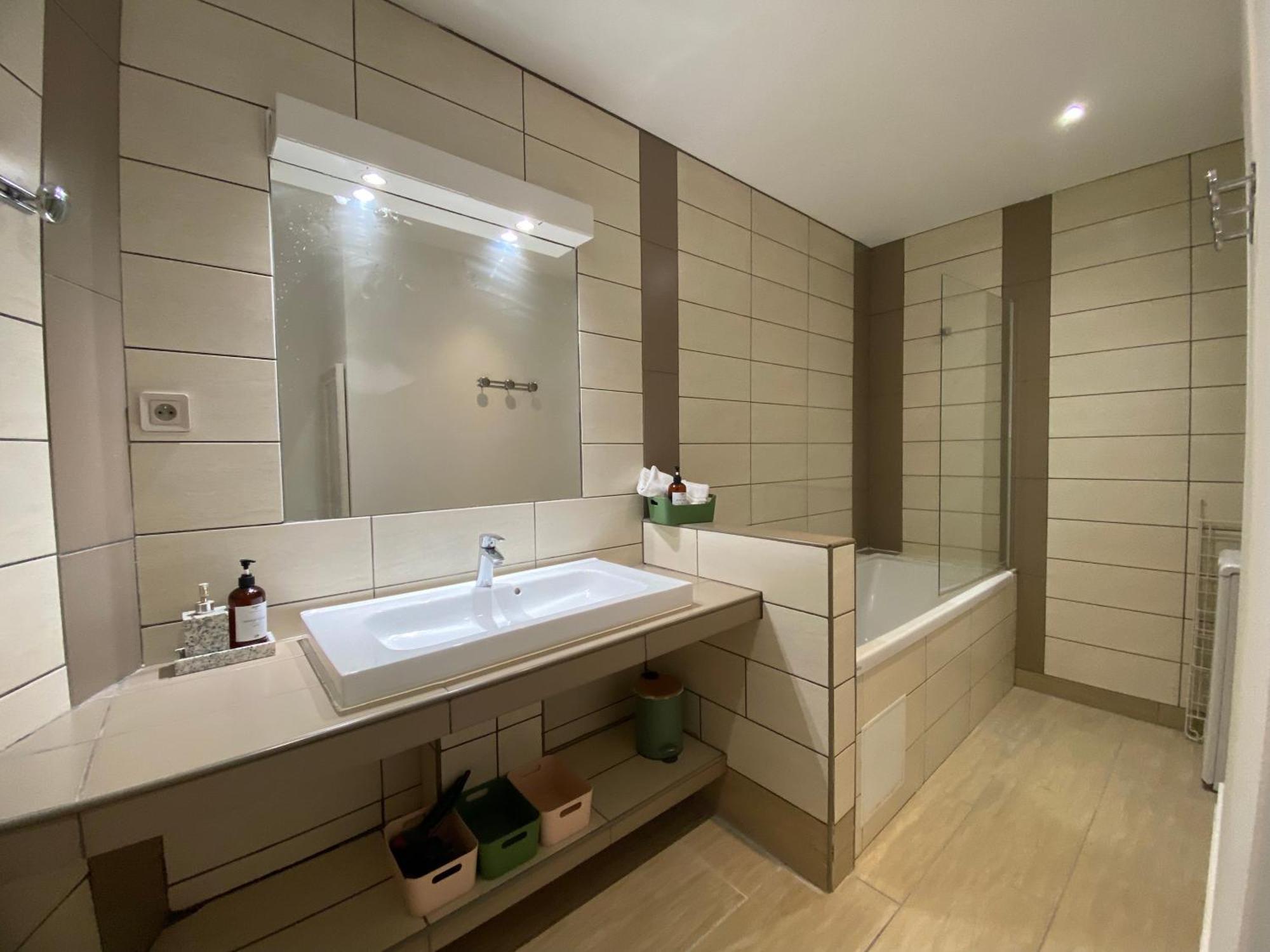 Appartements En Centre Ville De Bordeaux Exteriör bild